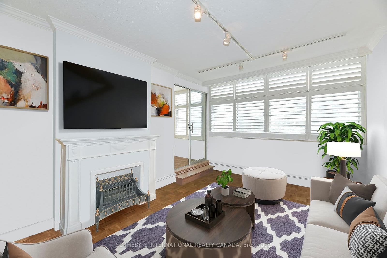 335 Lonsdale Road, Unit 406