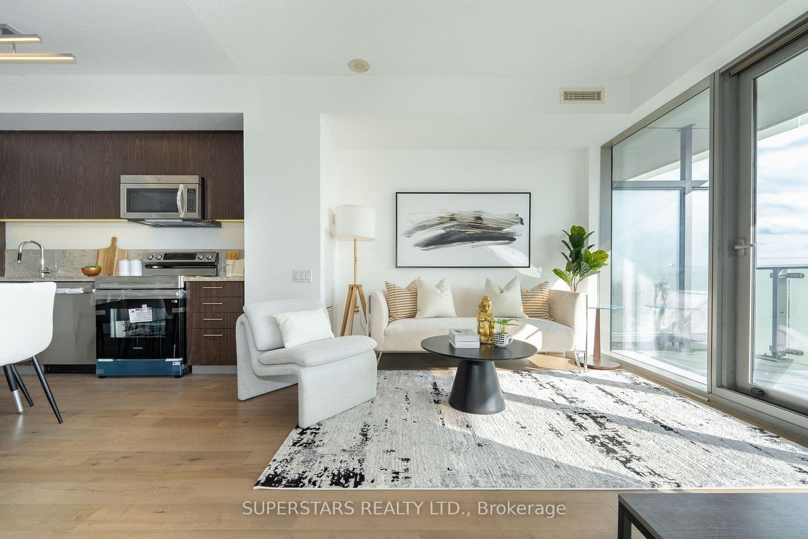 390 Cherry Street, Unit 709