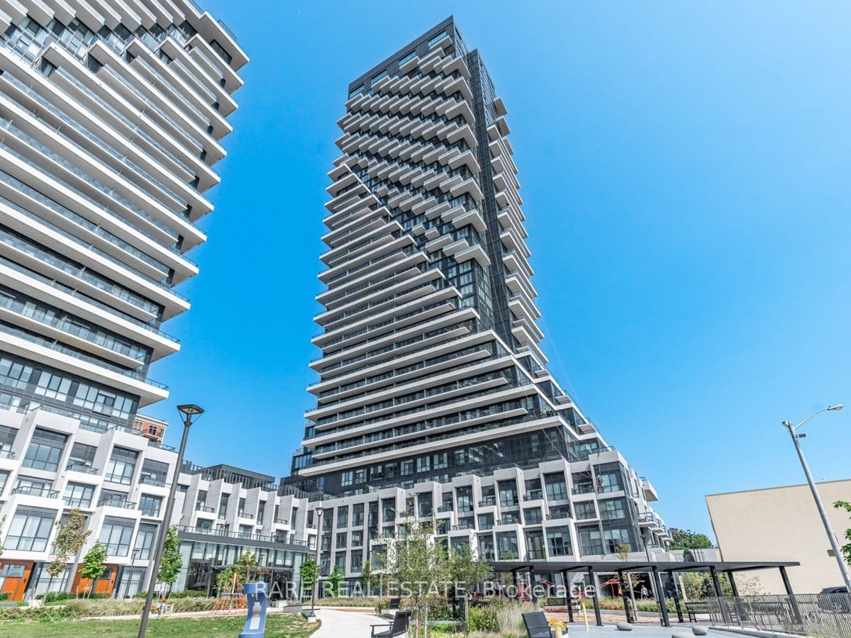 30 Inn On The Park Drive, Unit 425