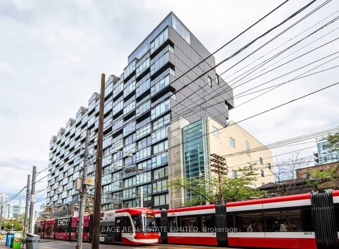 629 King Street W, Unit 824