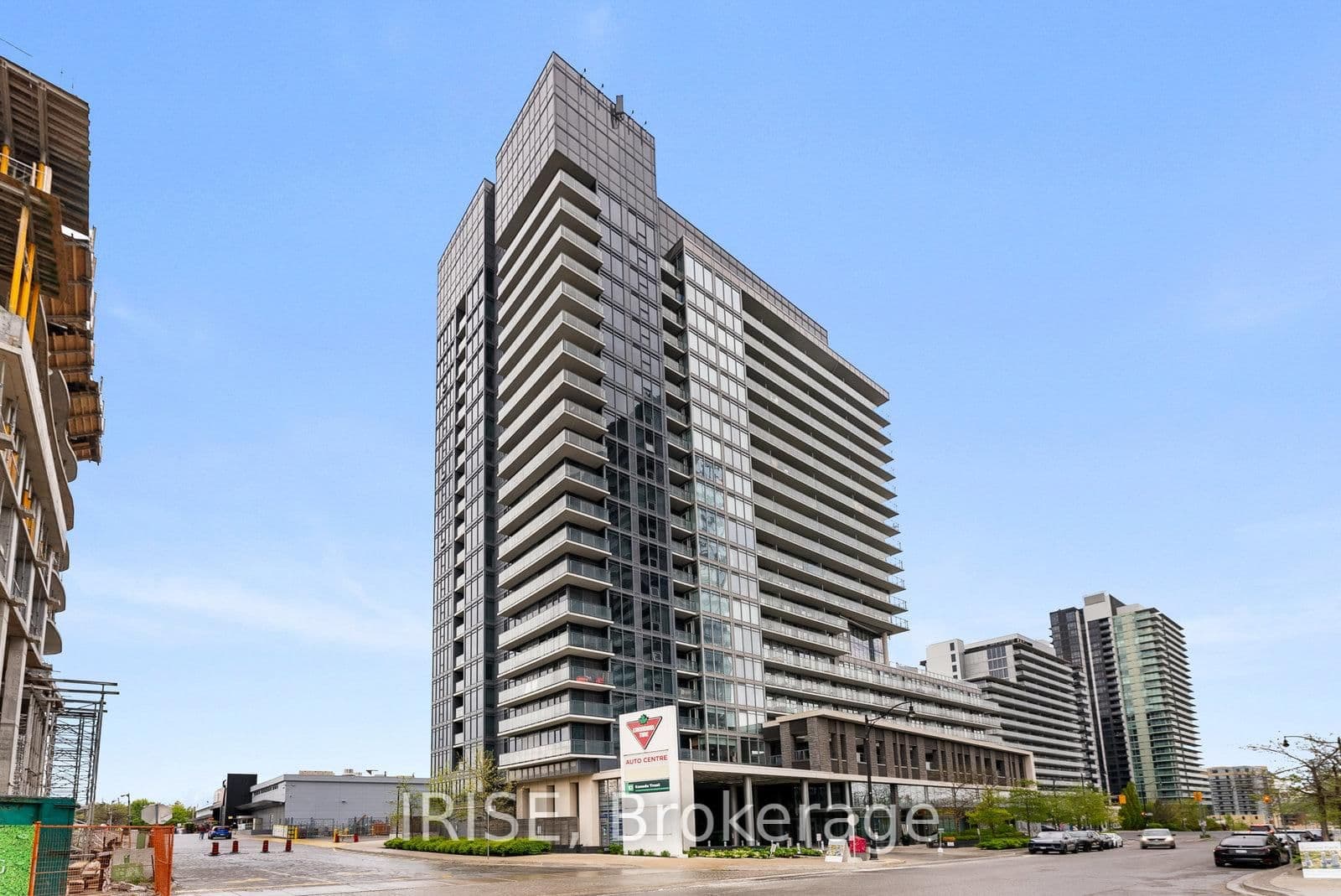 72 ESTHER SHINER Boulevard, Unit 1706