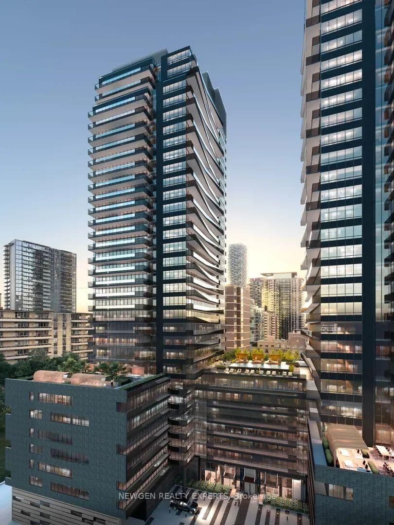 117 Broadway Avenue N, Unit 909