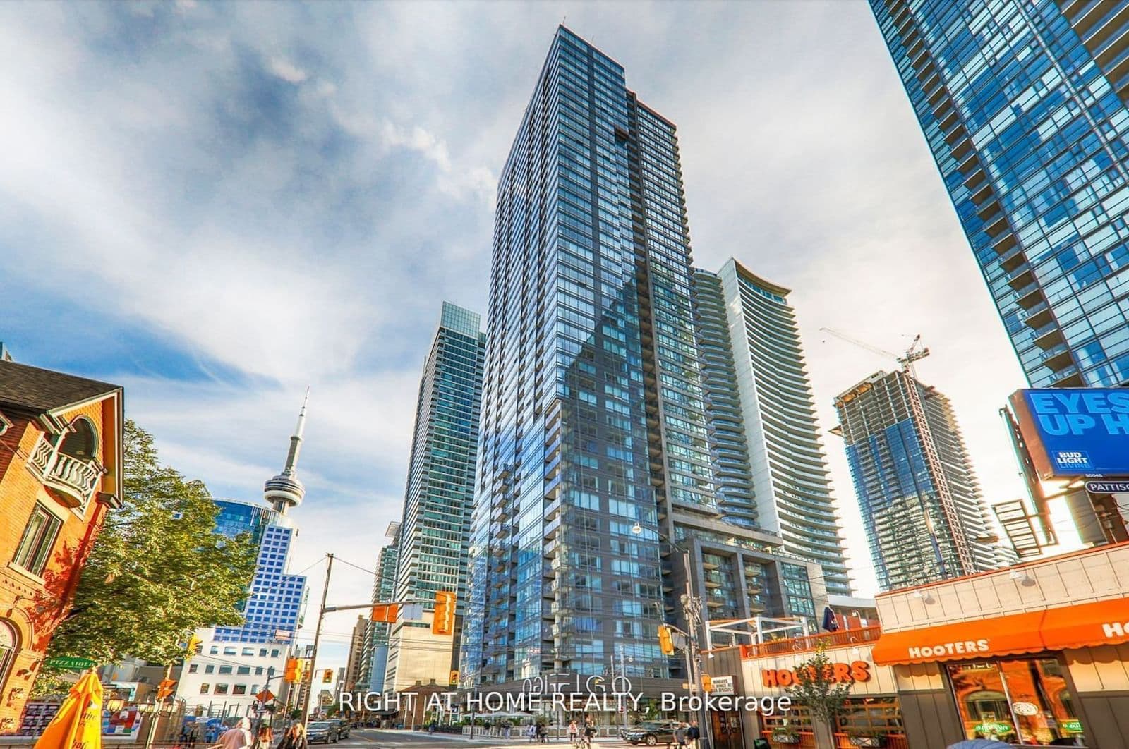 295 Adelaide Street W, Unit 2303