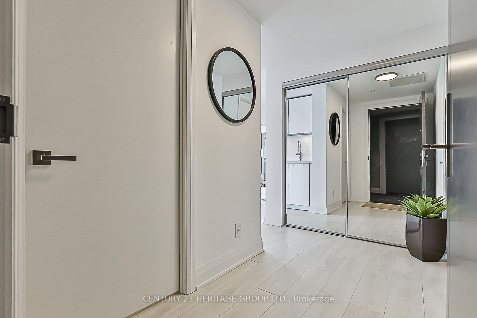 33 Frederick Todd Way, Unit 606