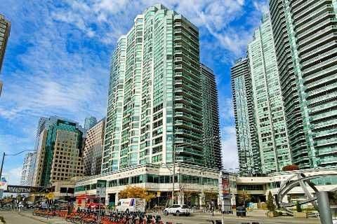 10 Queens Quay W, Unit 1808