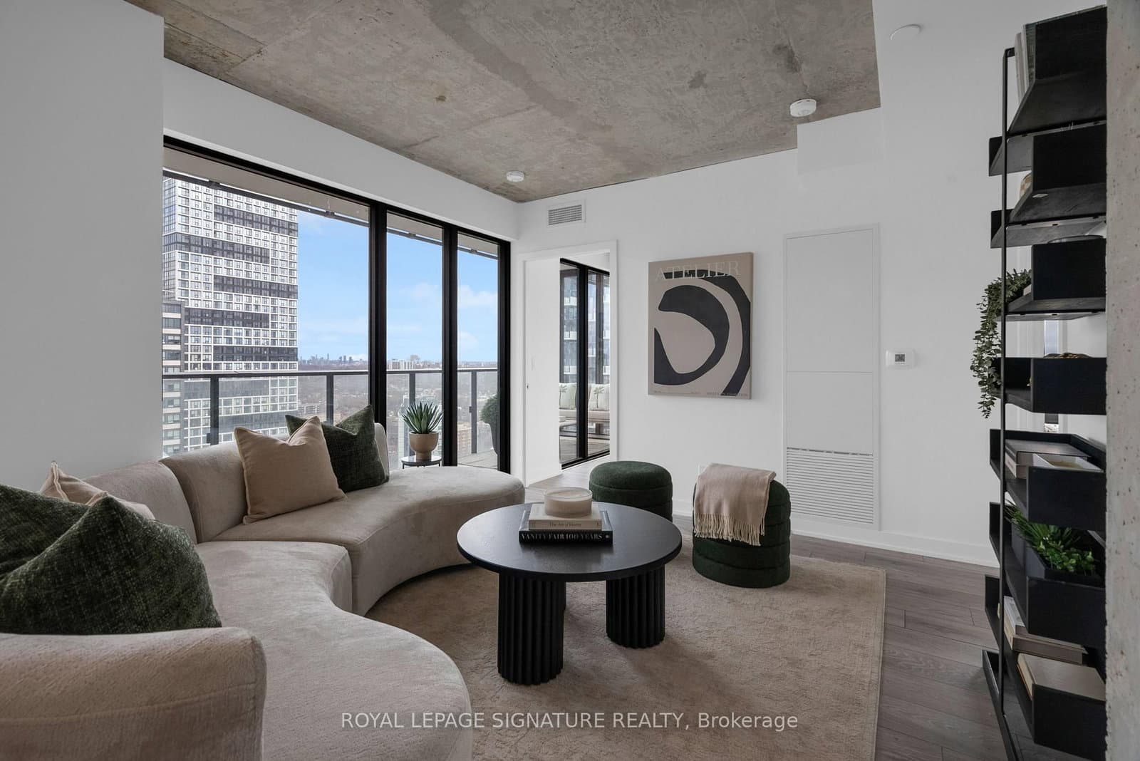 47 Mutual Street, Unit 3005