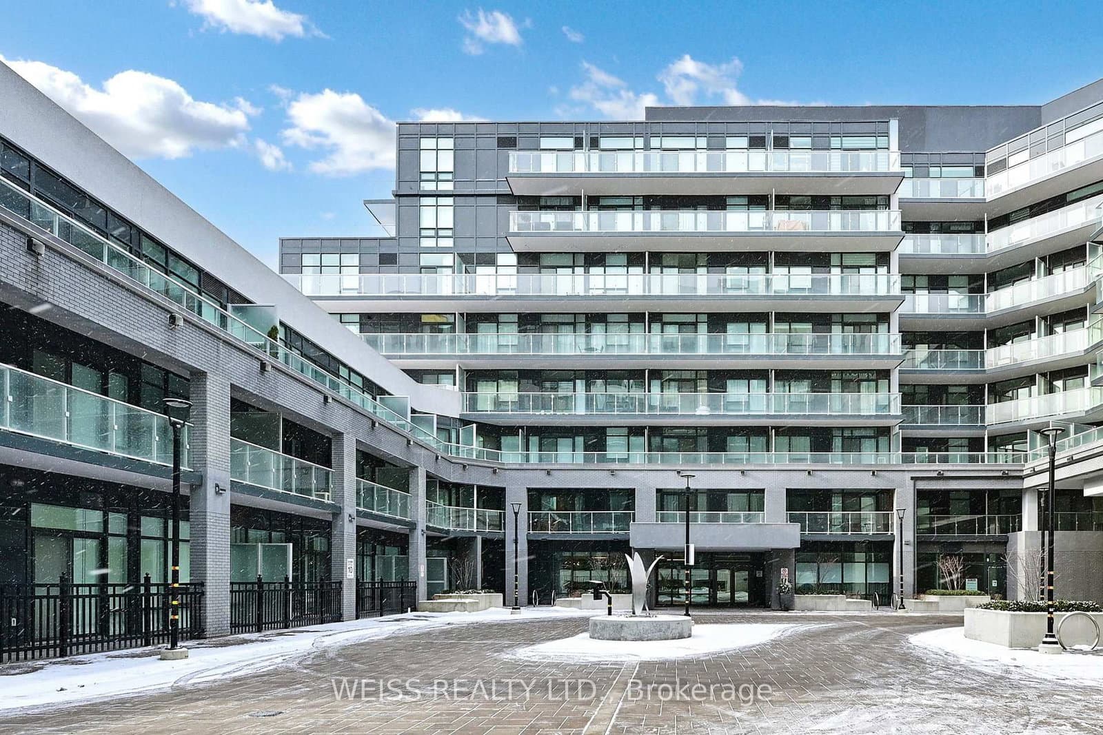 621 Sheppard Avenue E, Unit 210