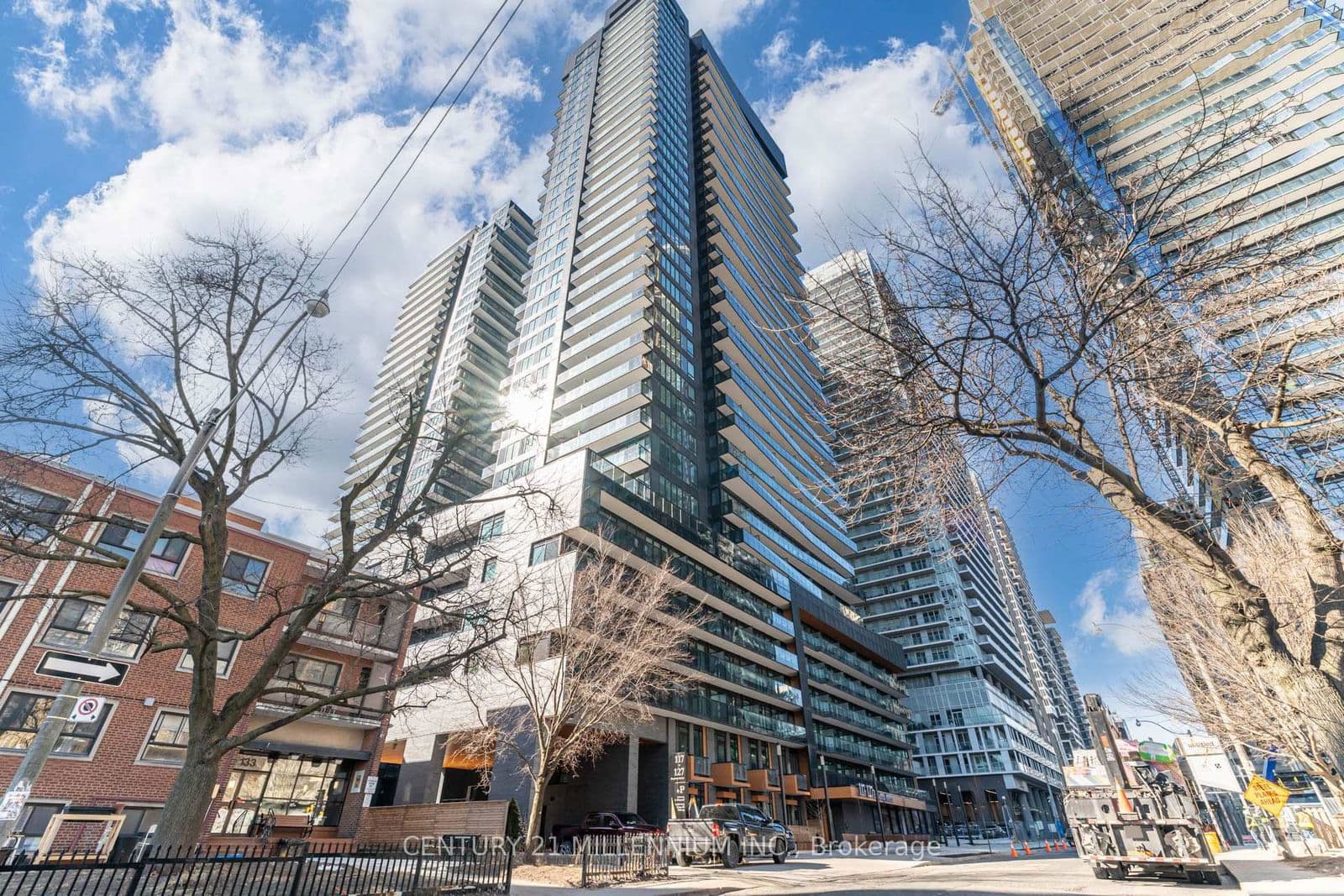 117 Broadway Avenue, Unit 3112N