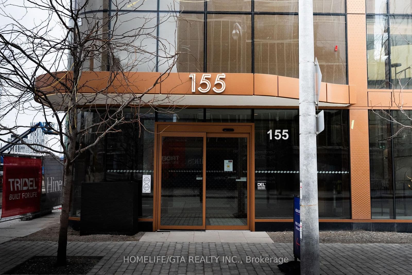 155 Merchants' Wharf, Unit 328