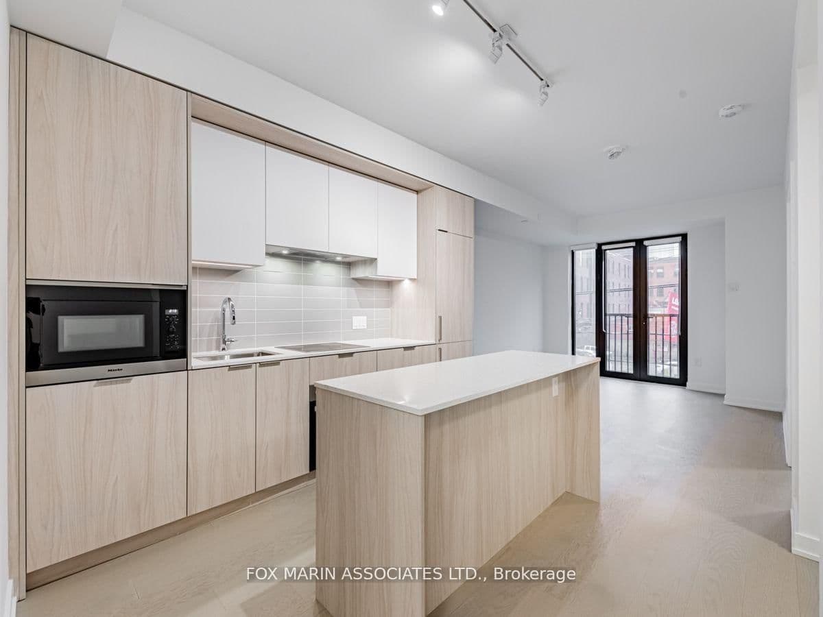 123 Portland Street, Unit 209