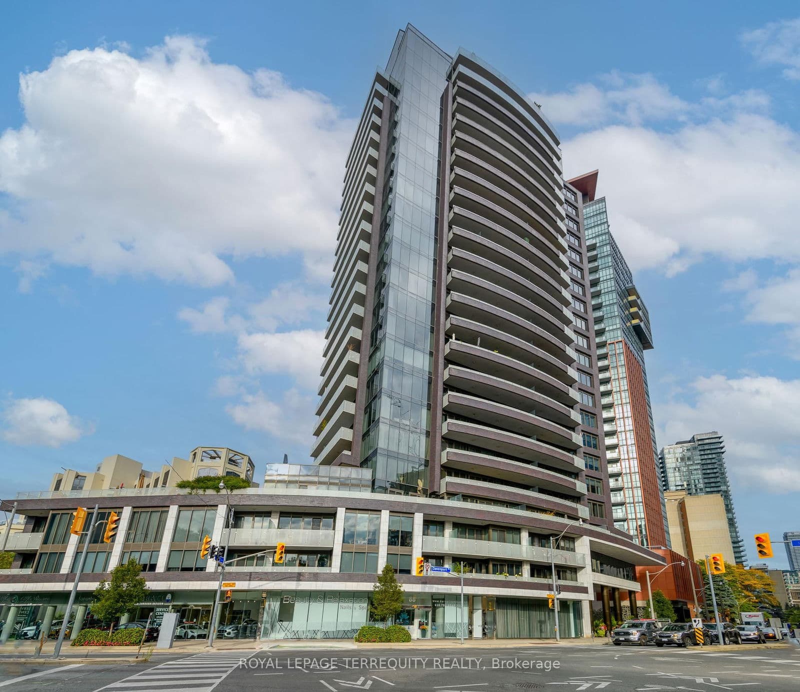88 Davenport Road, Unit 1704