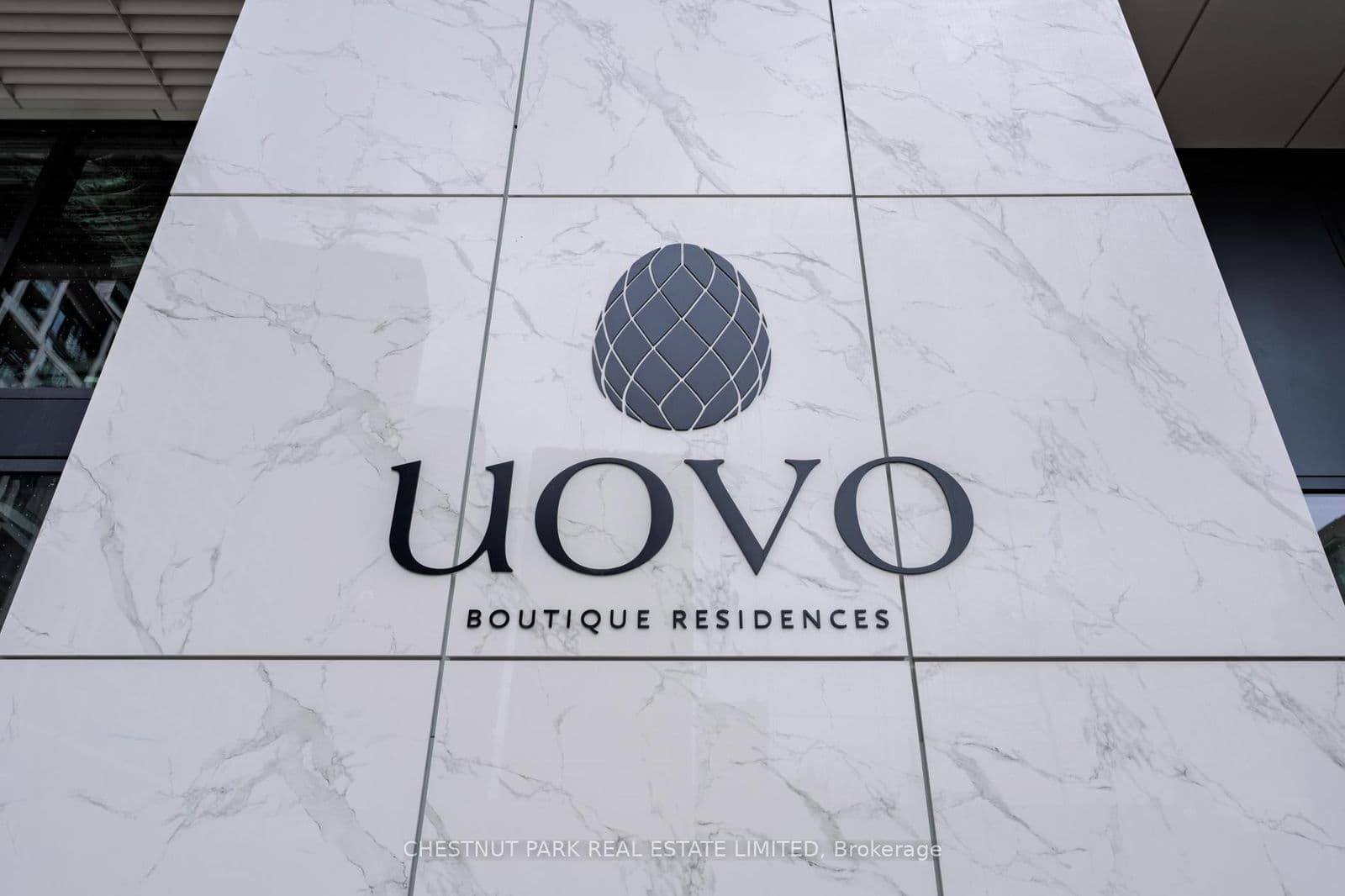 1 Hillsdale Avenue W, Unit 409