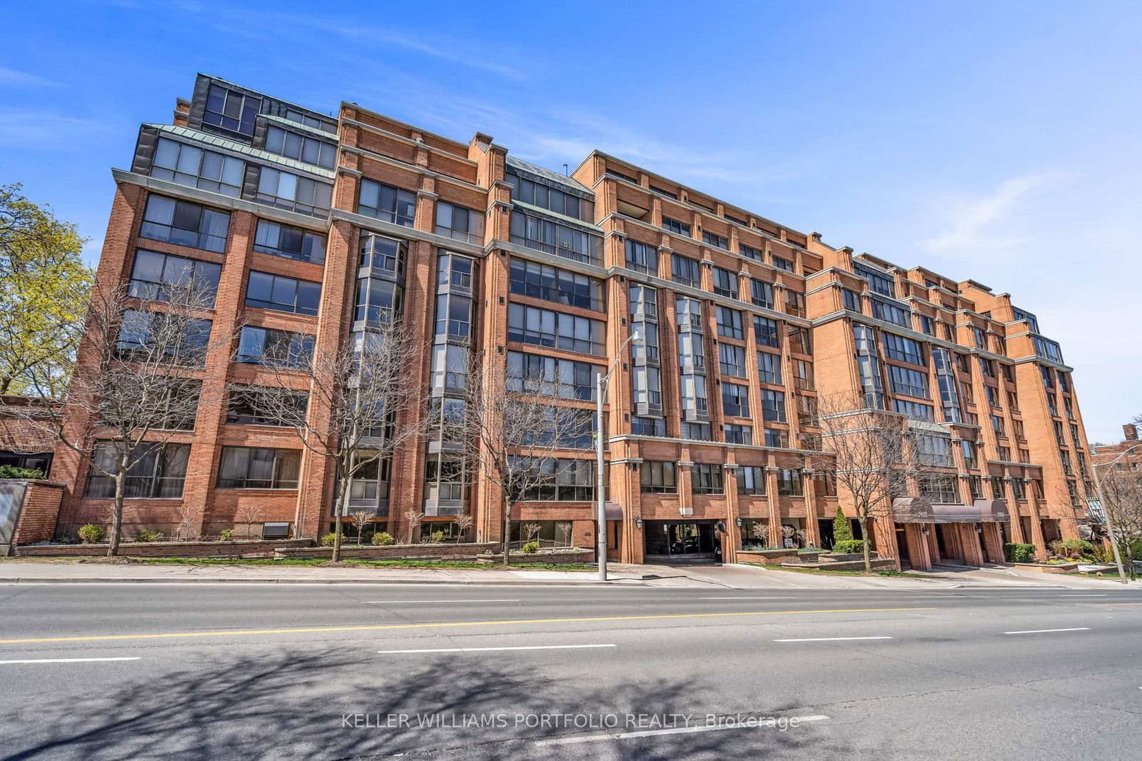 2900 Yonge Street, Unit 708