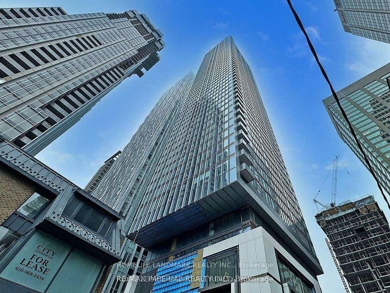 8 Cumberland Street, Unit 4005