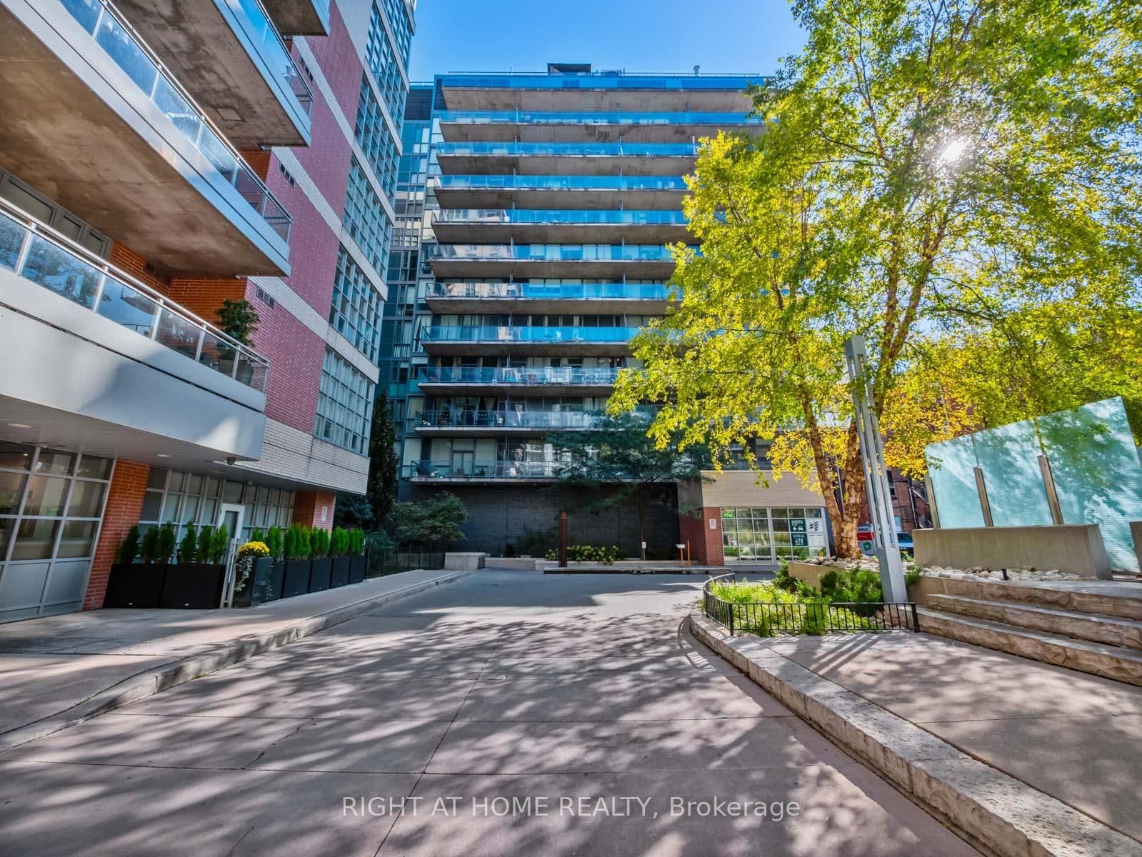 478 King Street W, Unit 815