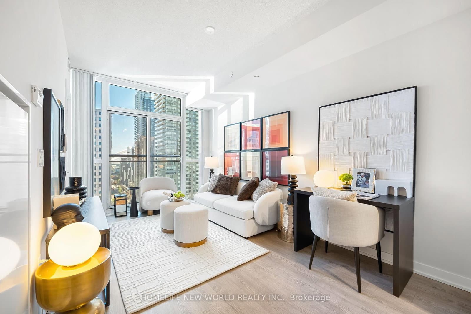 99 John Street, Unit 1302