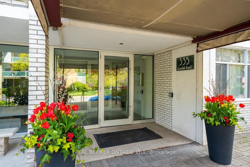 335 Lonsdale Road, Unit 403