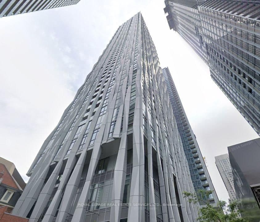 #3903 - 1 Yorkville Avenue