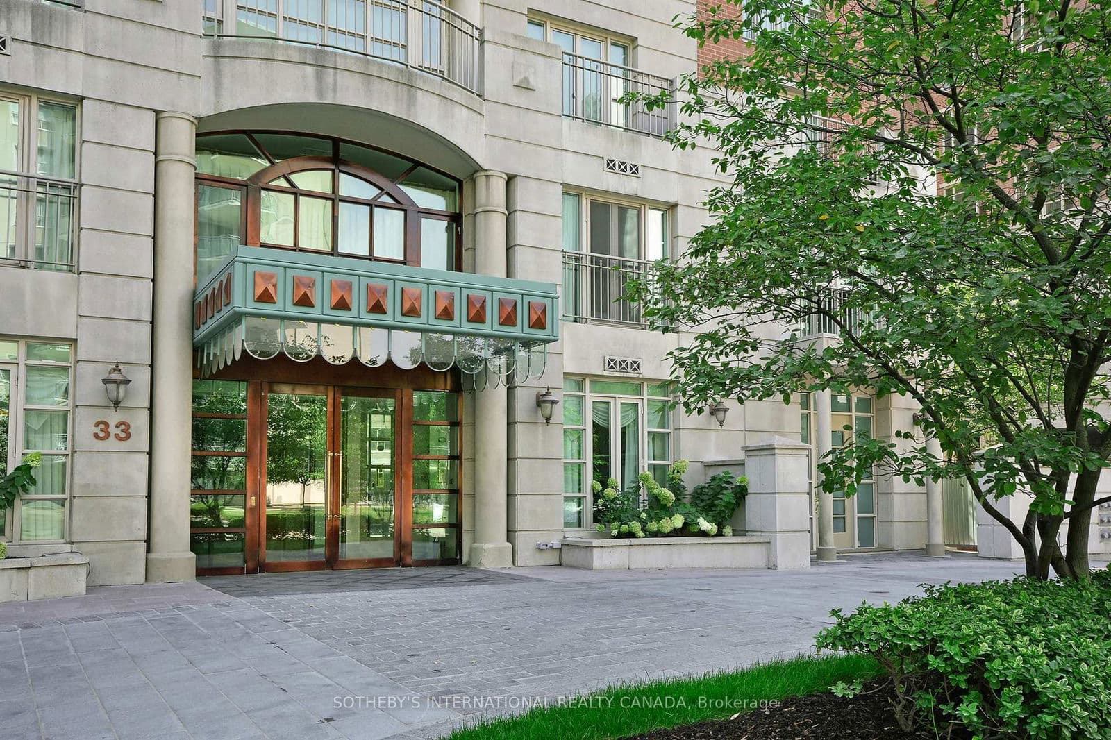 33 Delisle Avenue, Unit 304