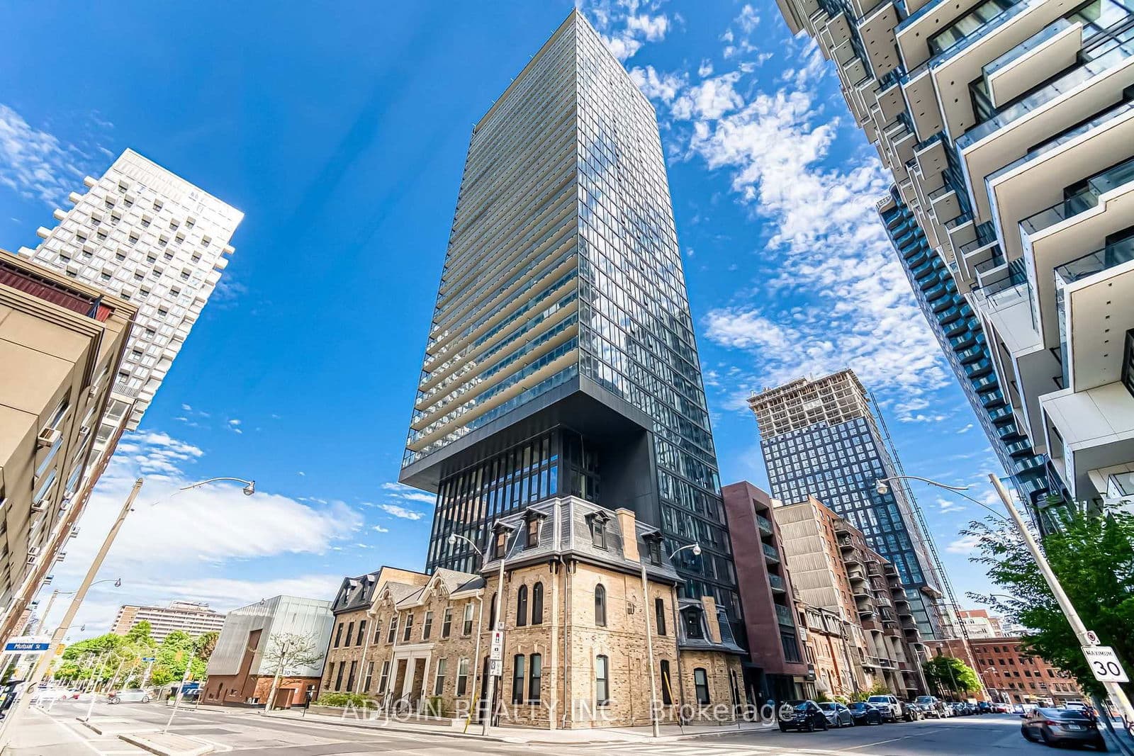 47 Mutual Street, Unit 2901