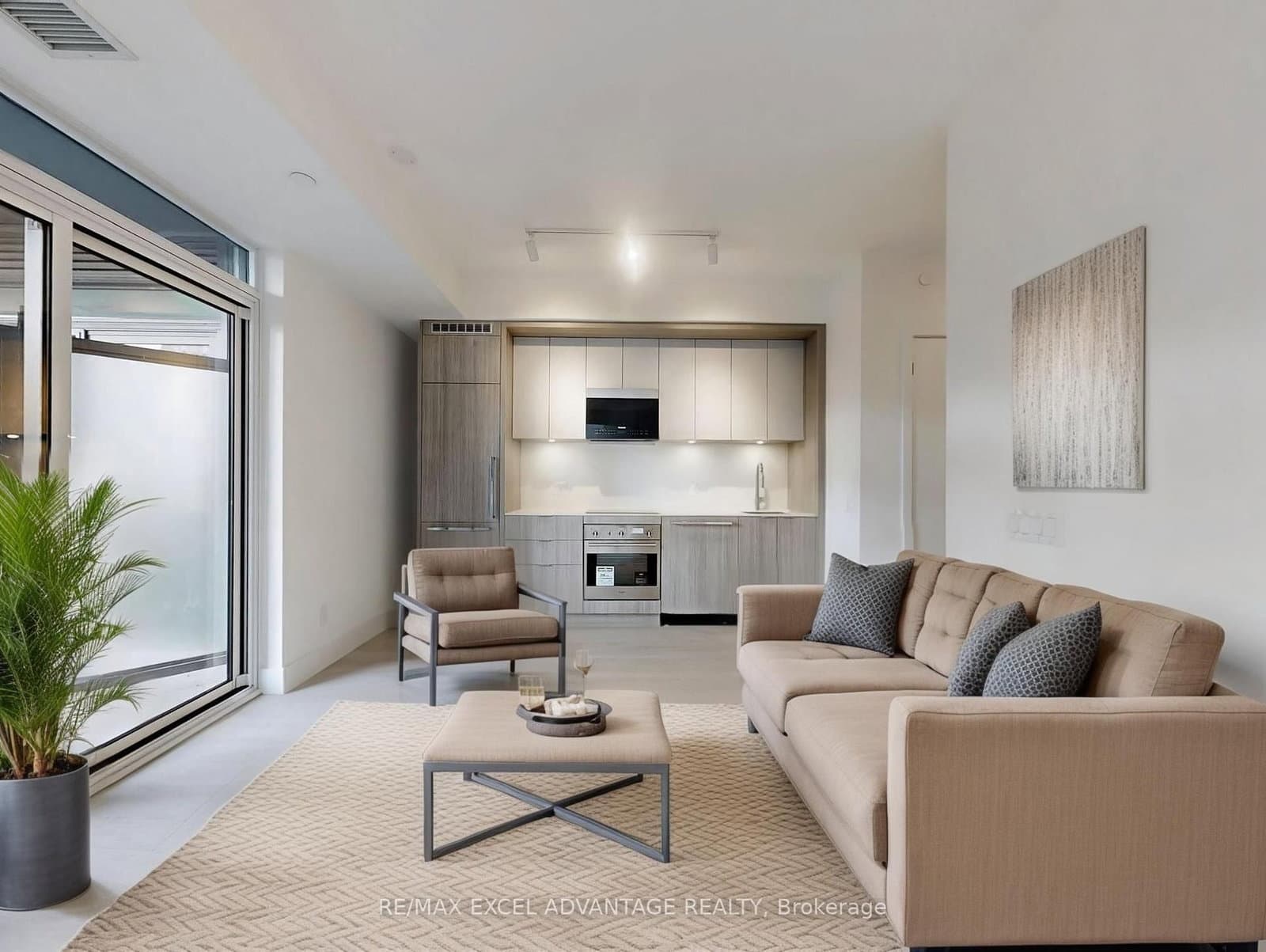 6 Greenbriar Road, Unit 601