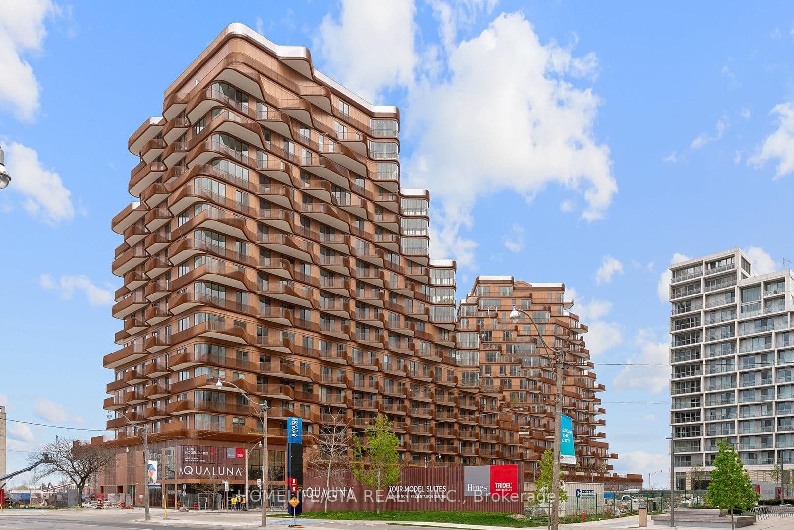 155 Merchants' Wharf, Unit 926