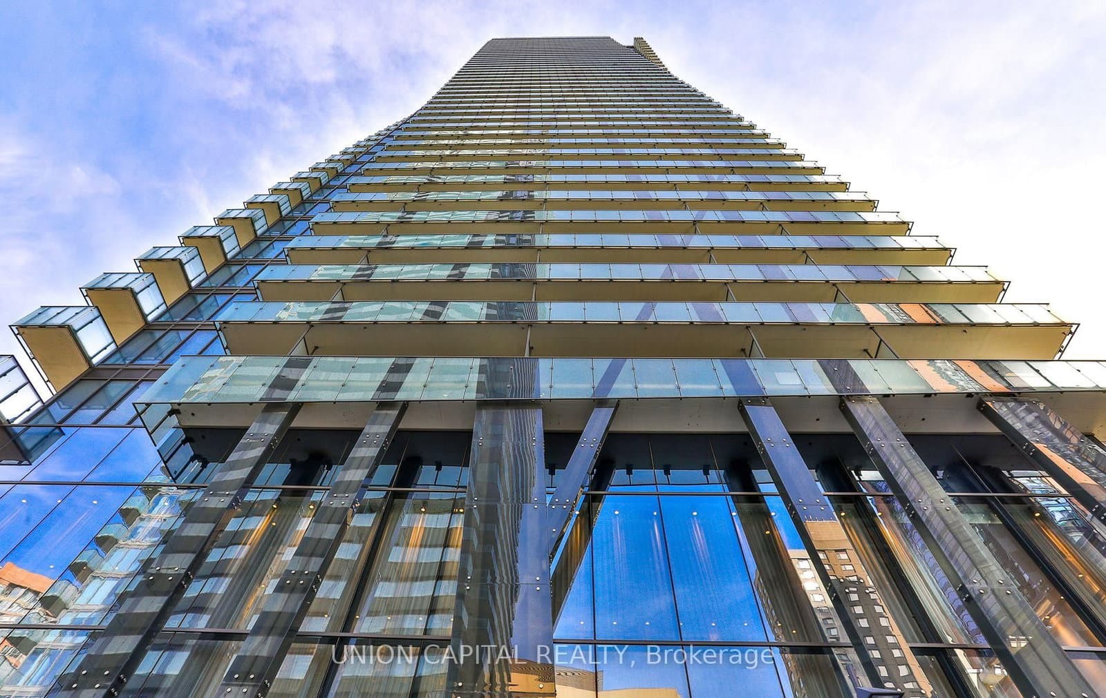 65 St Mary Street, Unit 1601