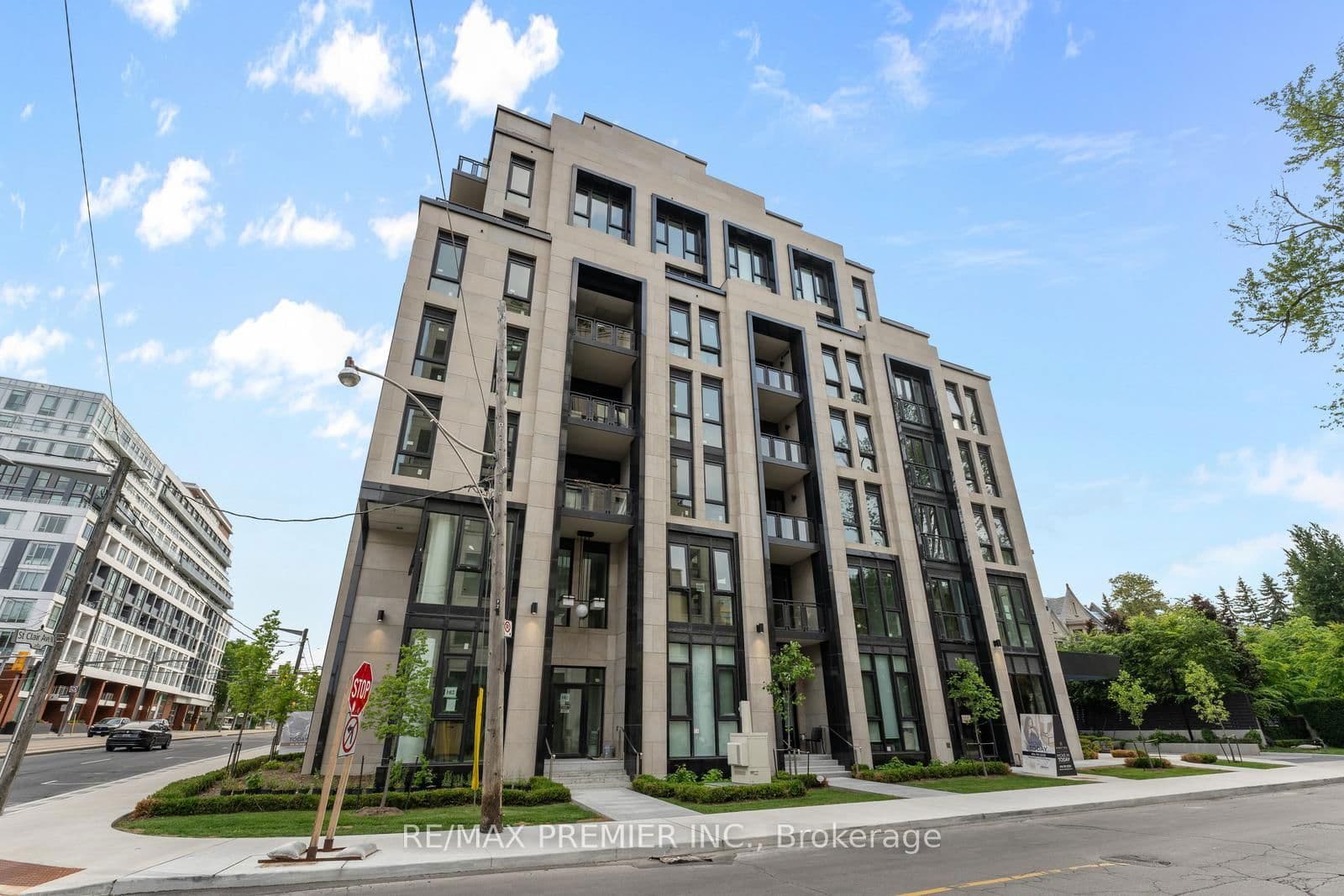 2 Forest Hill Road, Unit 808