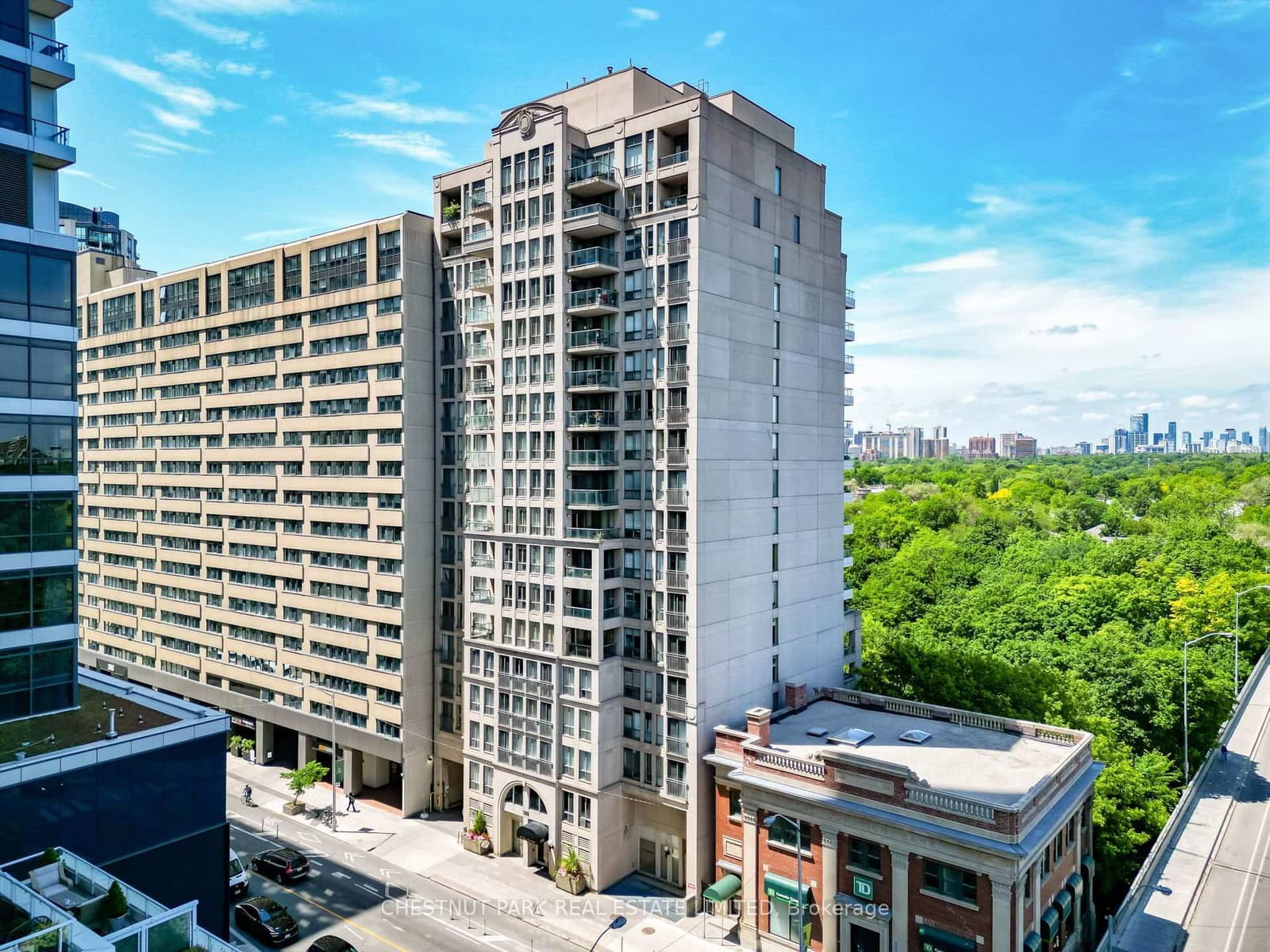 388 Bloor Street E, Unit 703