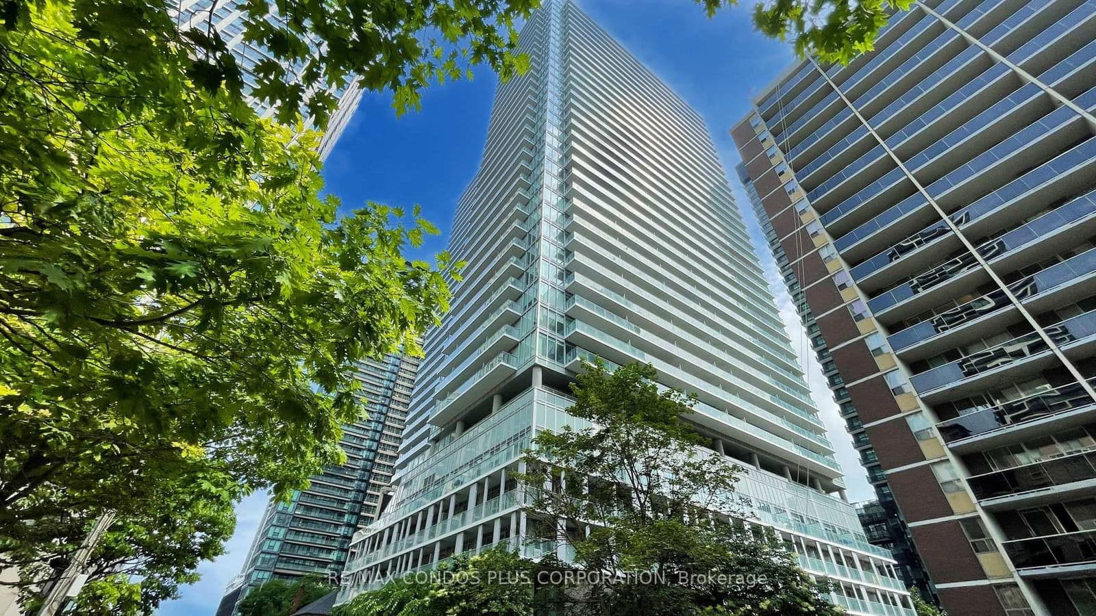 195 Redpath Avenue, Unit 1201