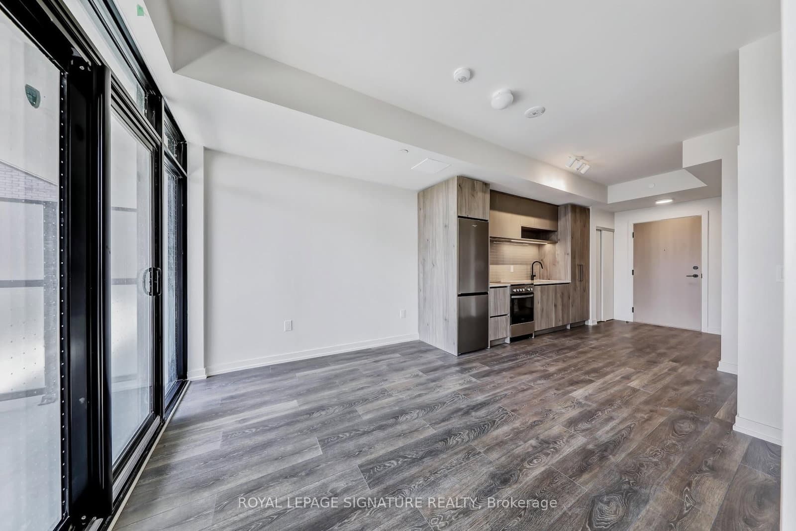 181 Sterling Road, Unit 402