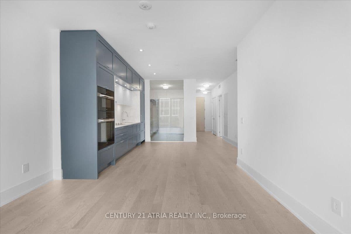 155 Merchants' Wharf, Unit 1026