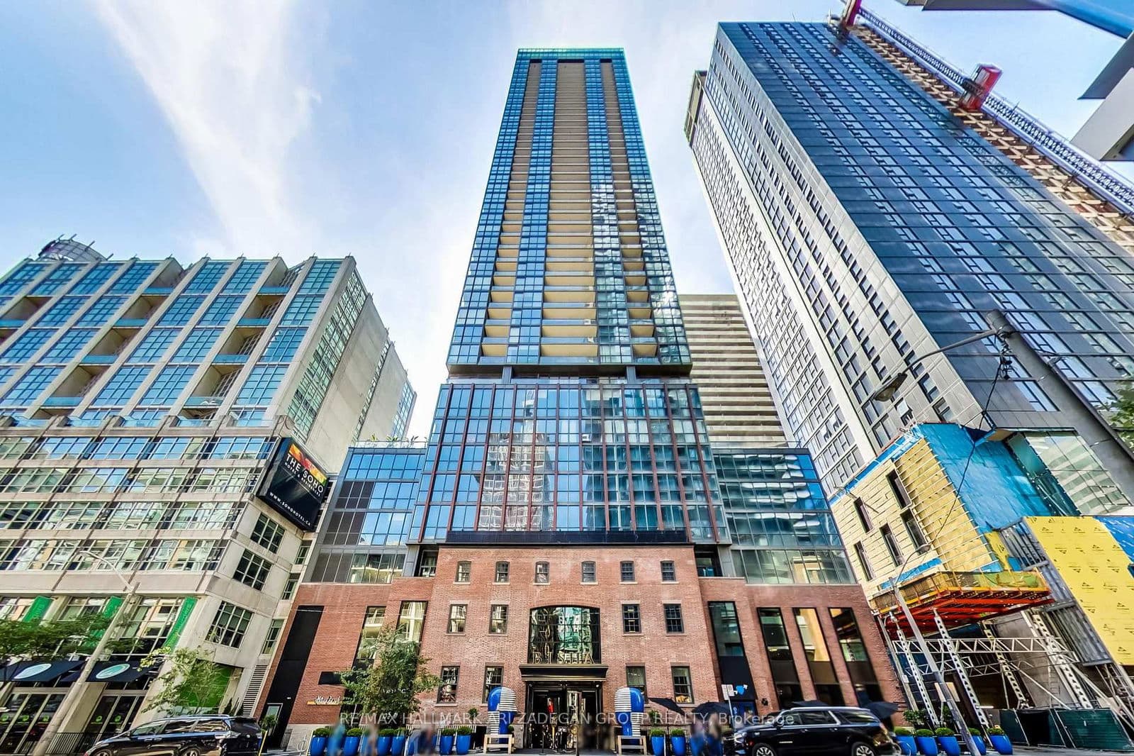 88 Blue Jays Way, Unit 3108