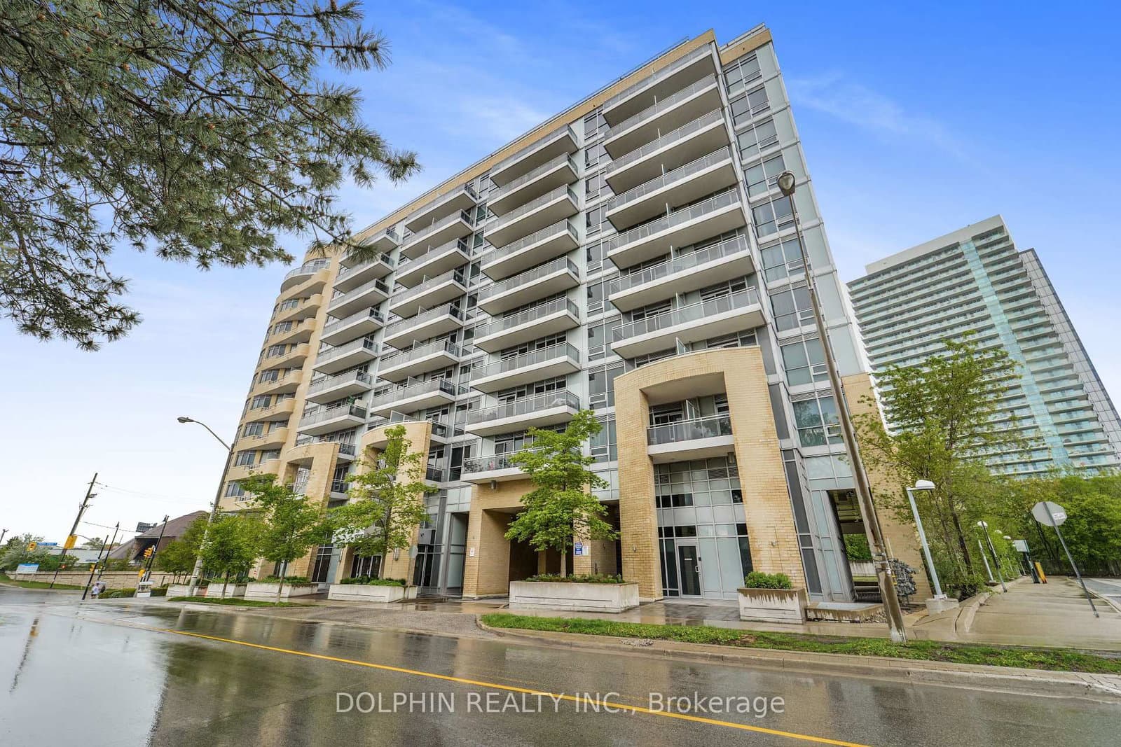 2756 Old Leslie Street, Unit 1019