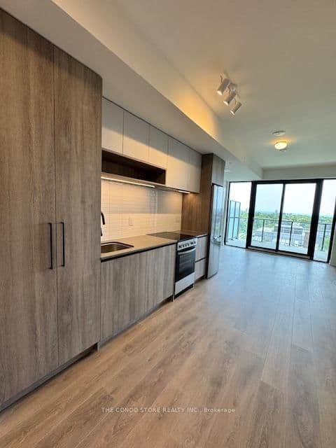 181 Sterling Road, Unit 905