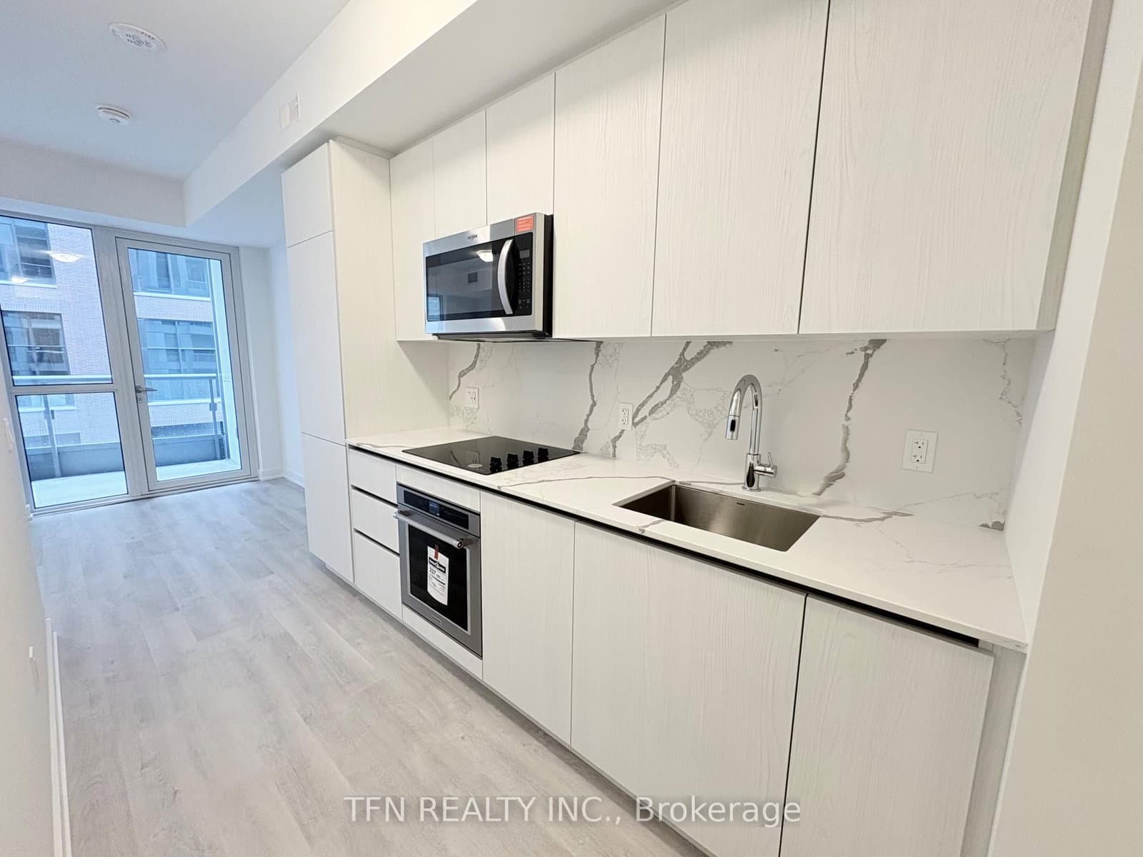 15 Richardson Street, Unit 327