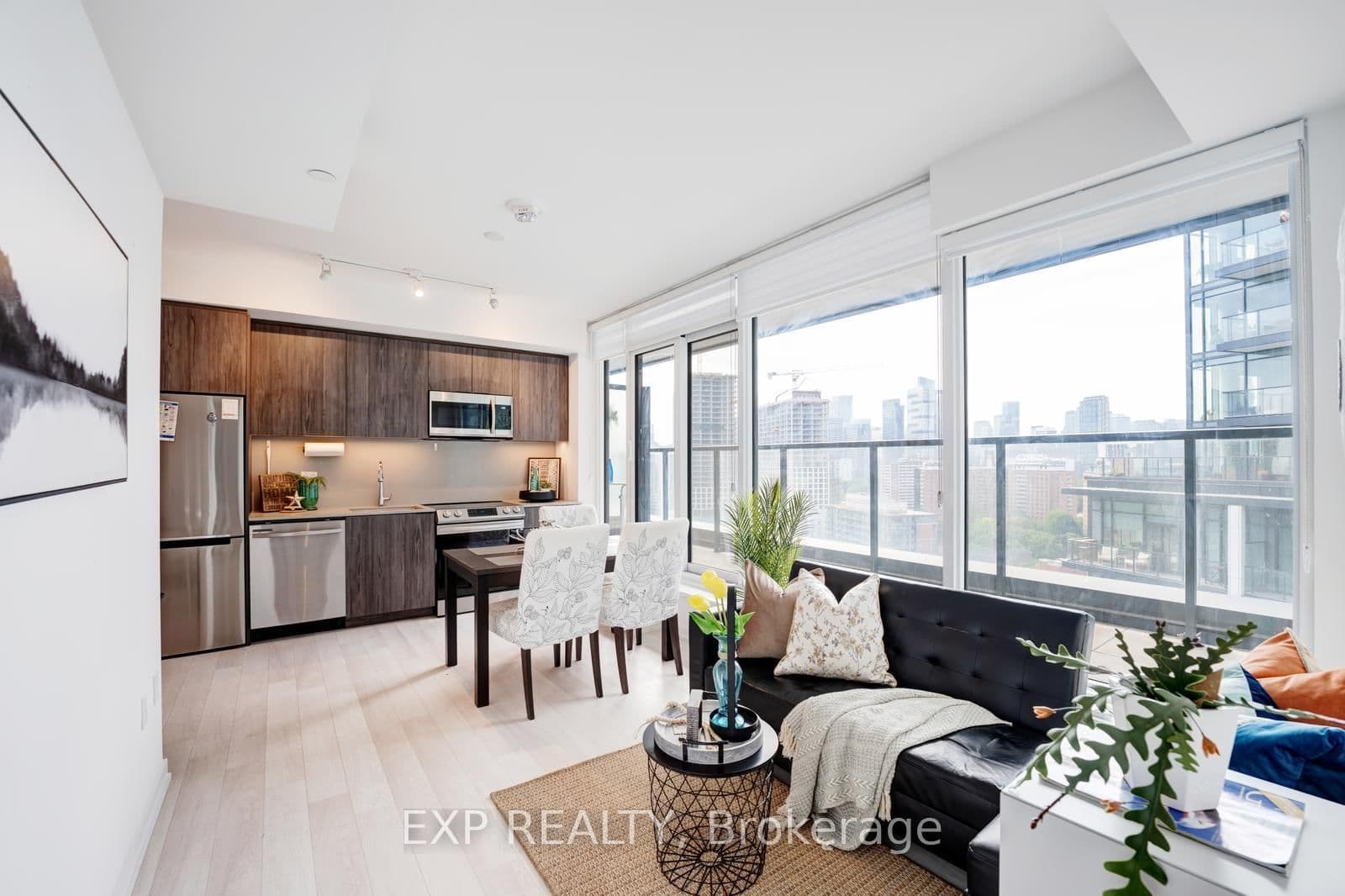 48 Power Street, Unit 1611