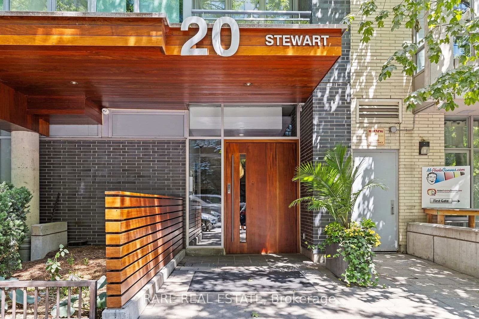 #706 - 20 Stewart Street