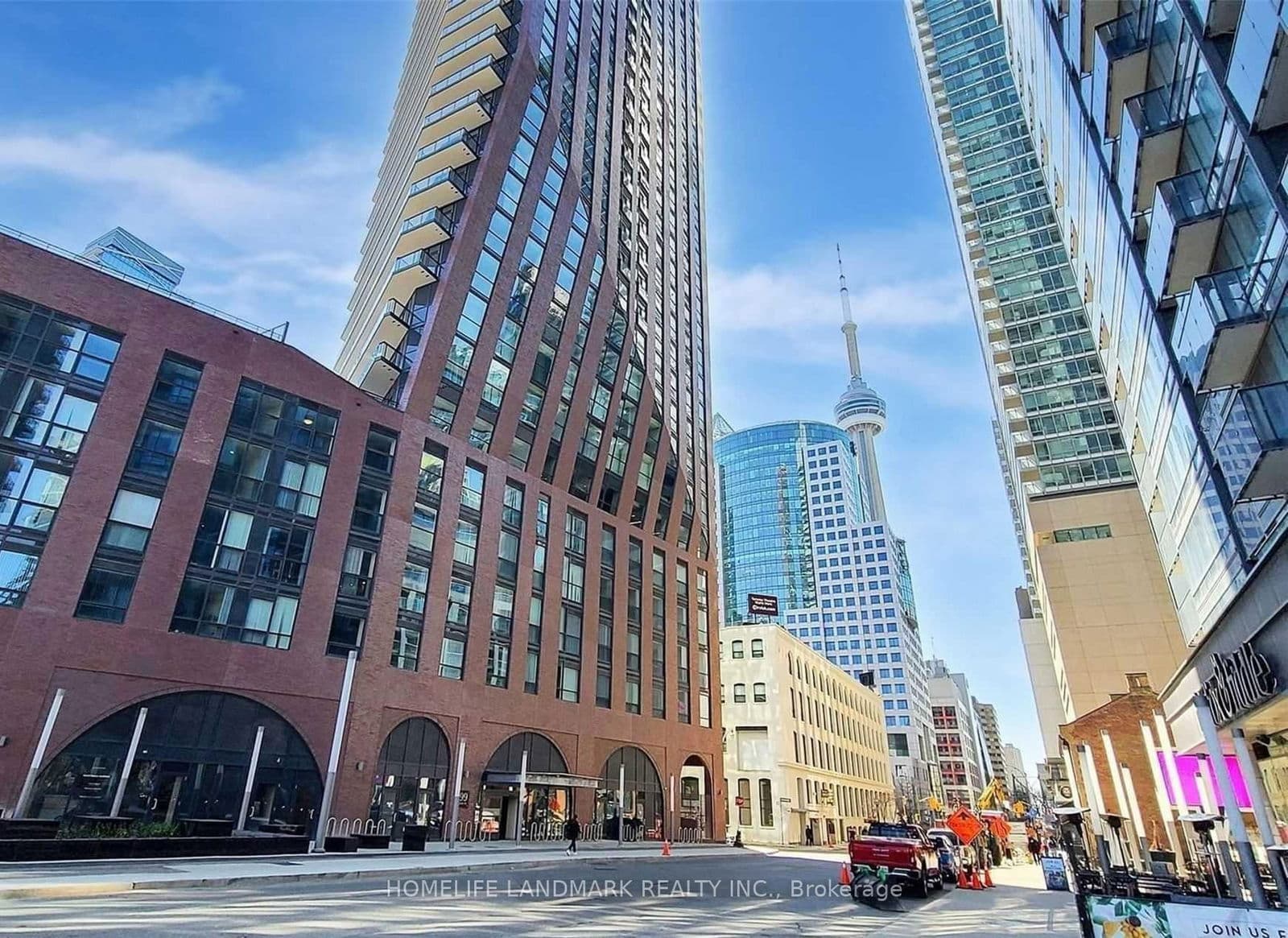 99 John Street, Unit 305