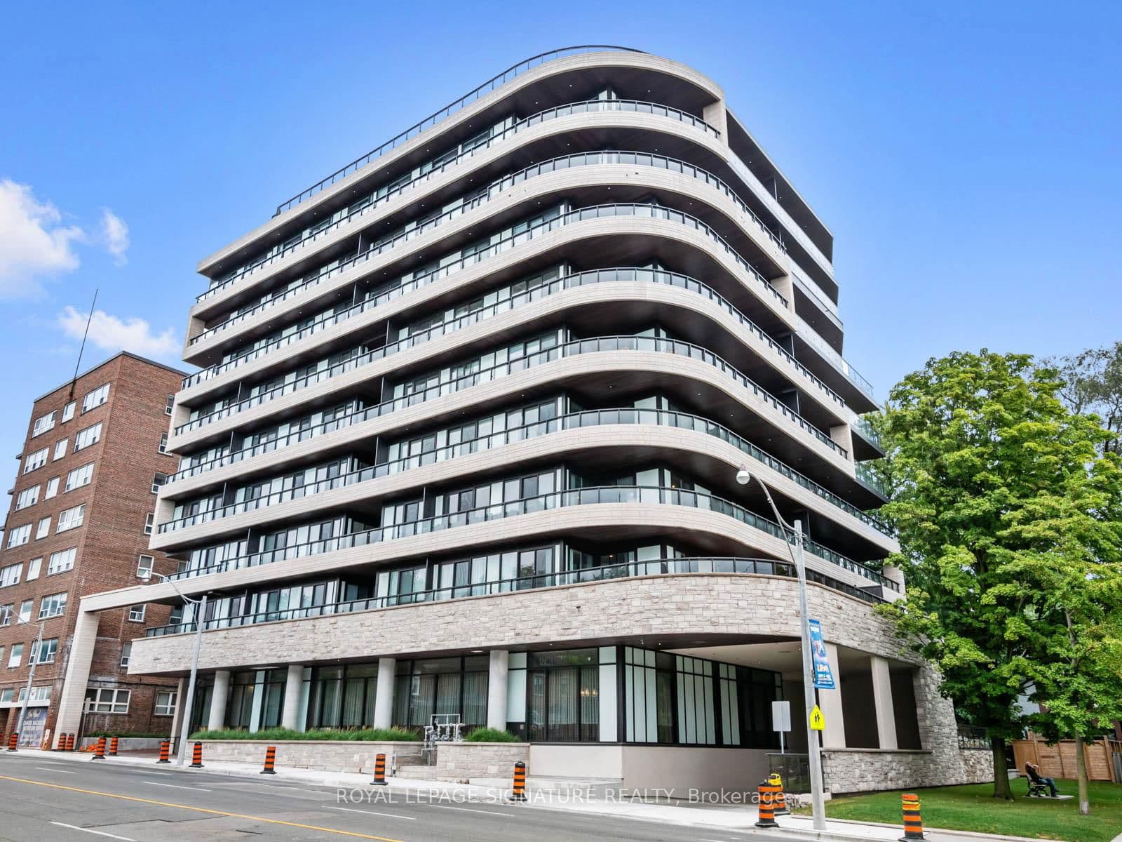 285 Avenue Road, Unit 304