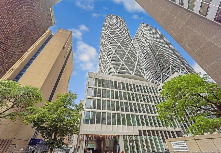 230 Simcoe Street