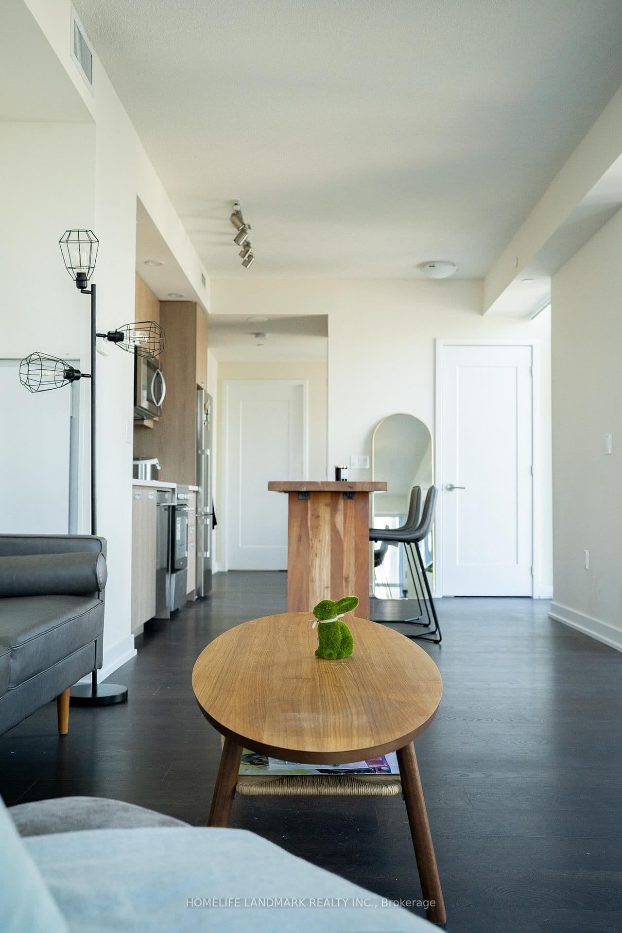 99 John Street, Unit 3401