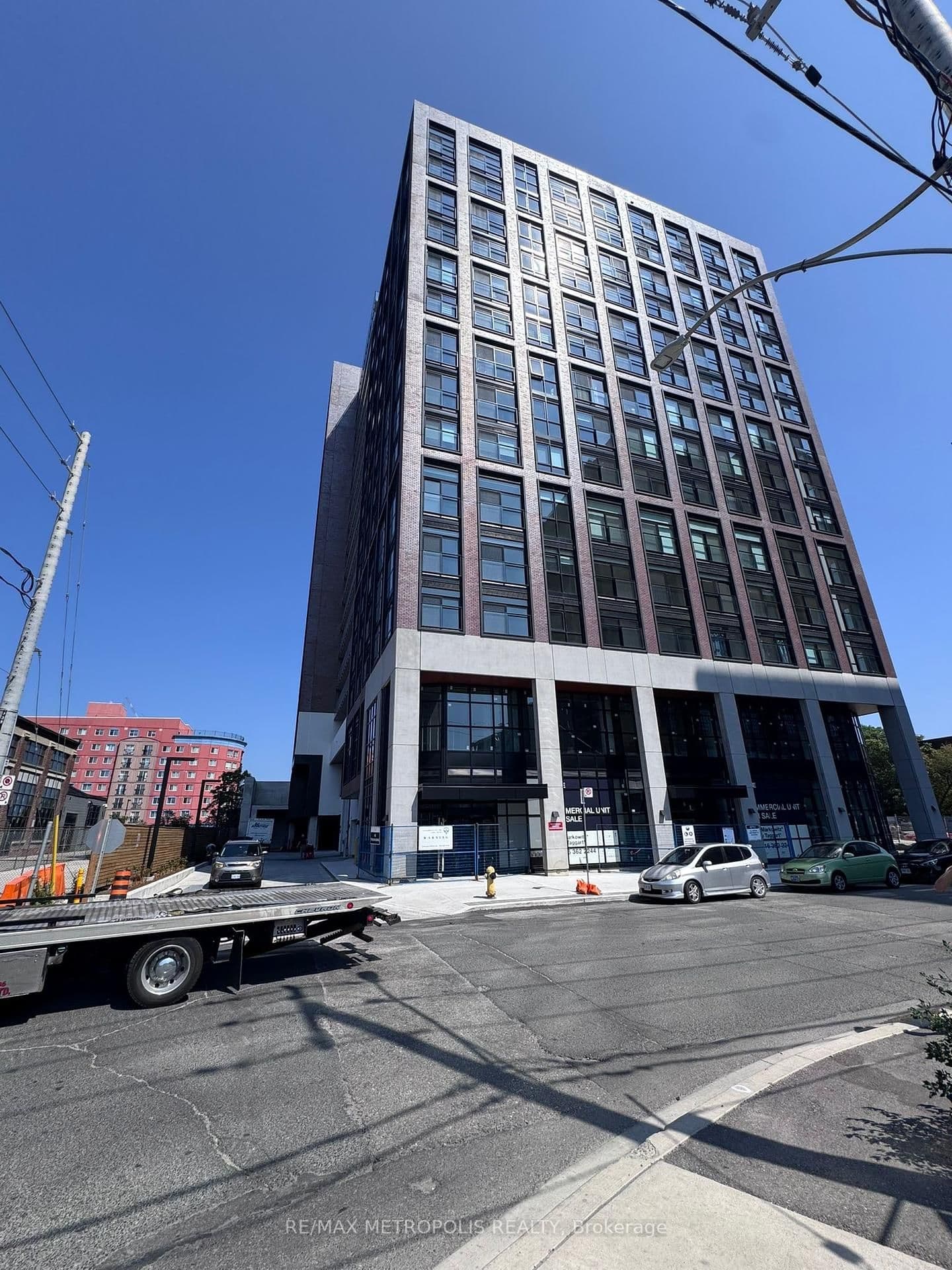 181 STERLING Road, Unit 1418