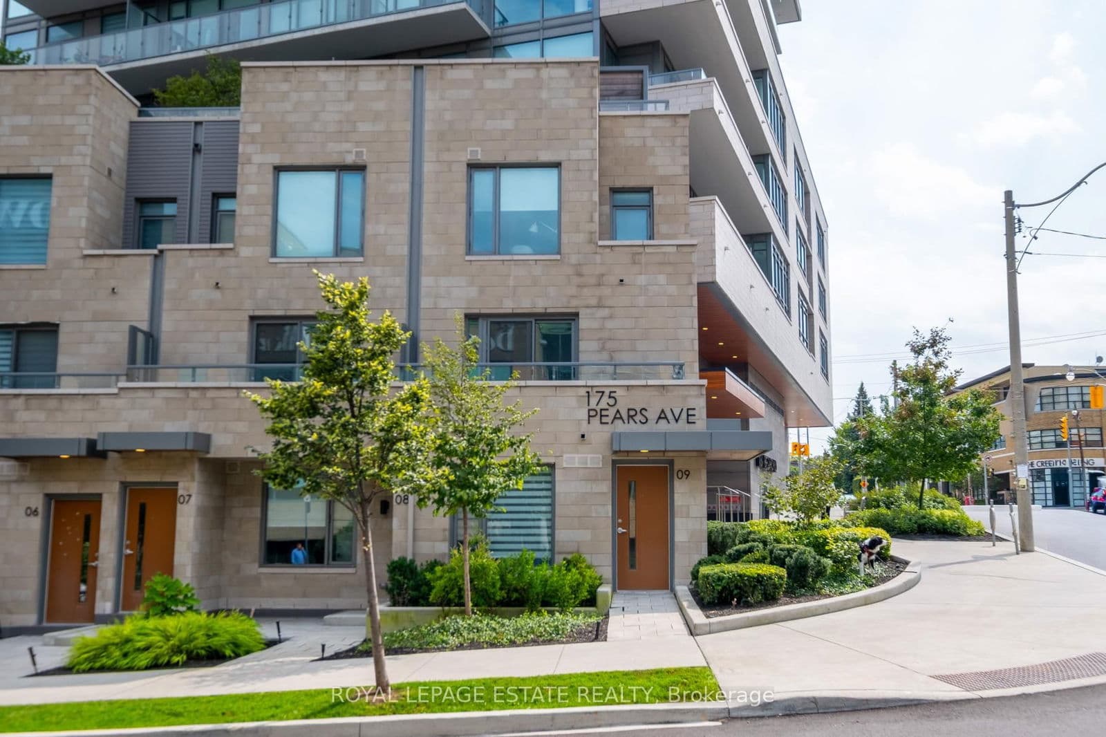 175 Pears Avenue, Unit Th9