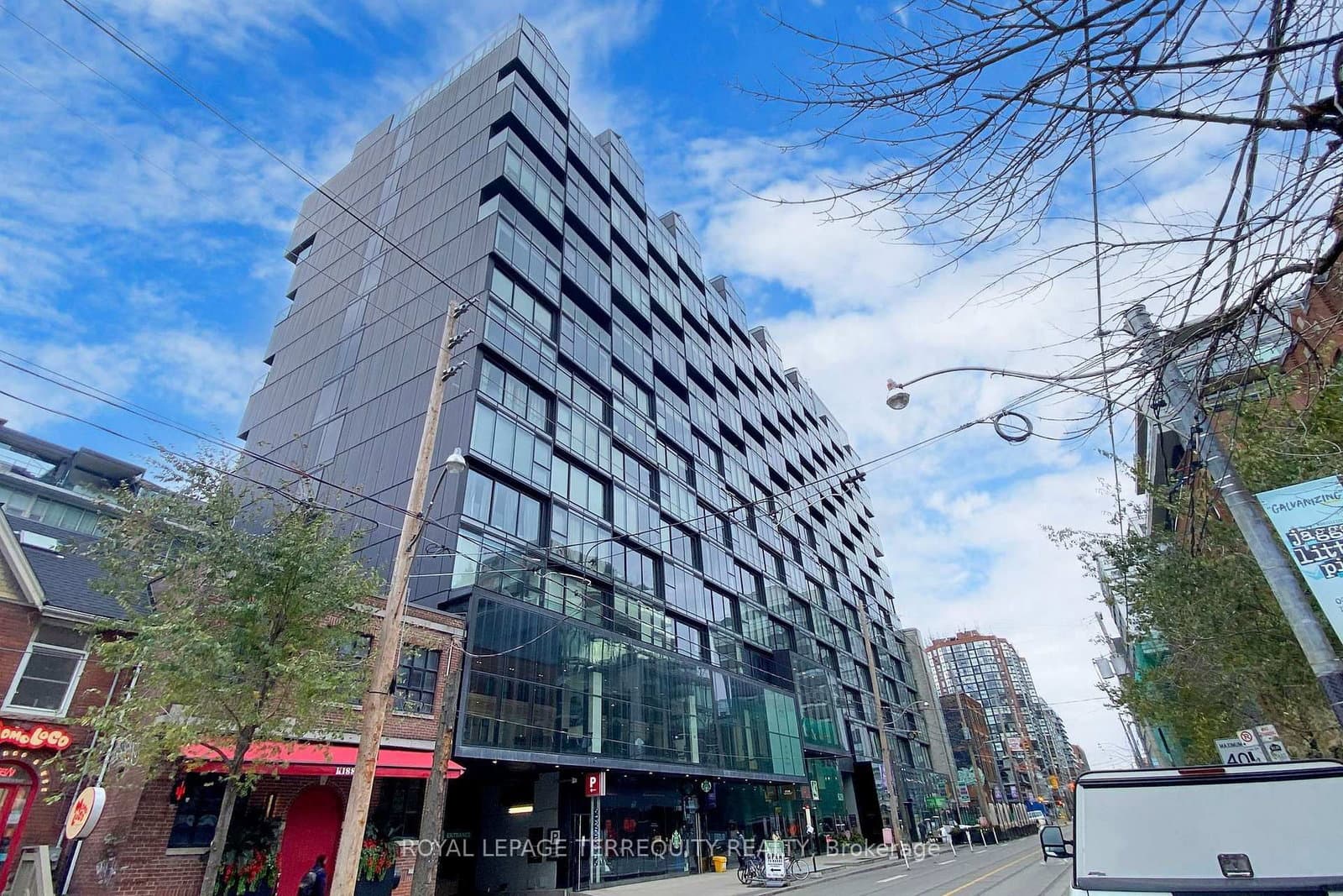 629 King Street W, Unit 1325