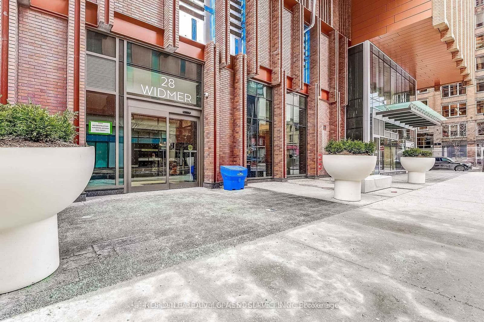 28 Widmer Street, Unit 3725