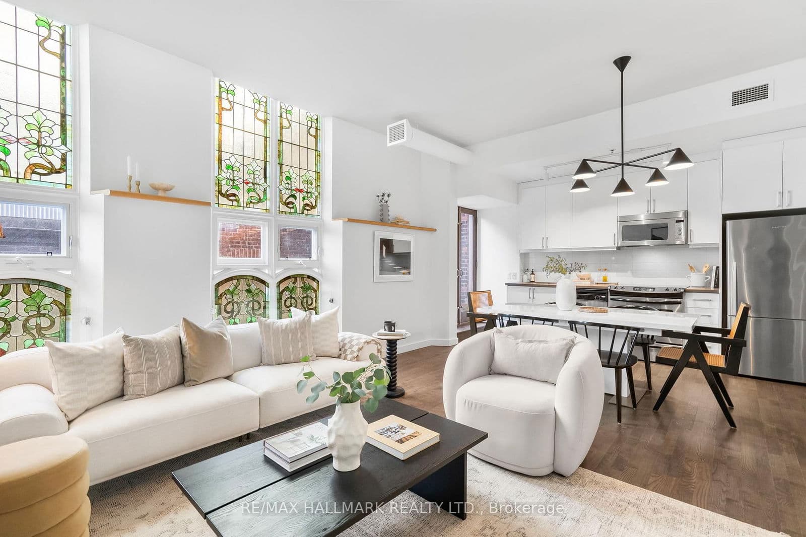 701 Dovercourt Road, Unit 202