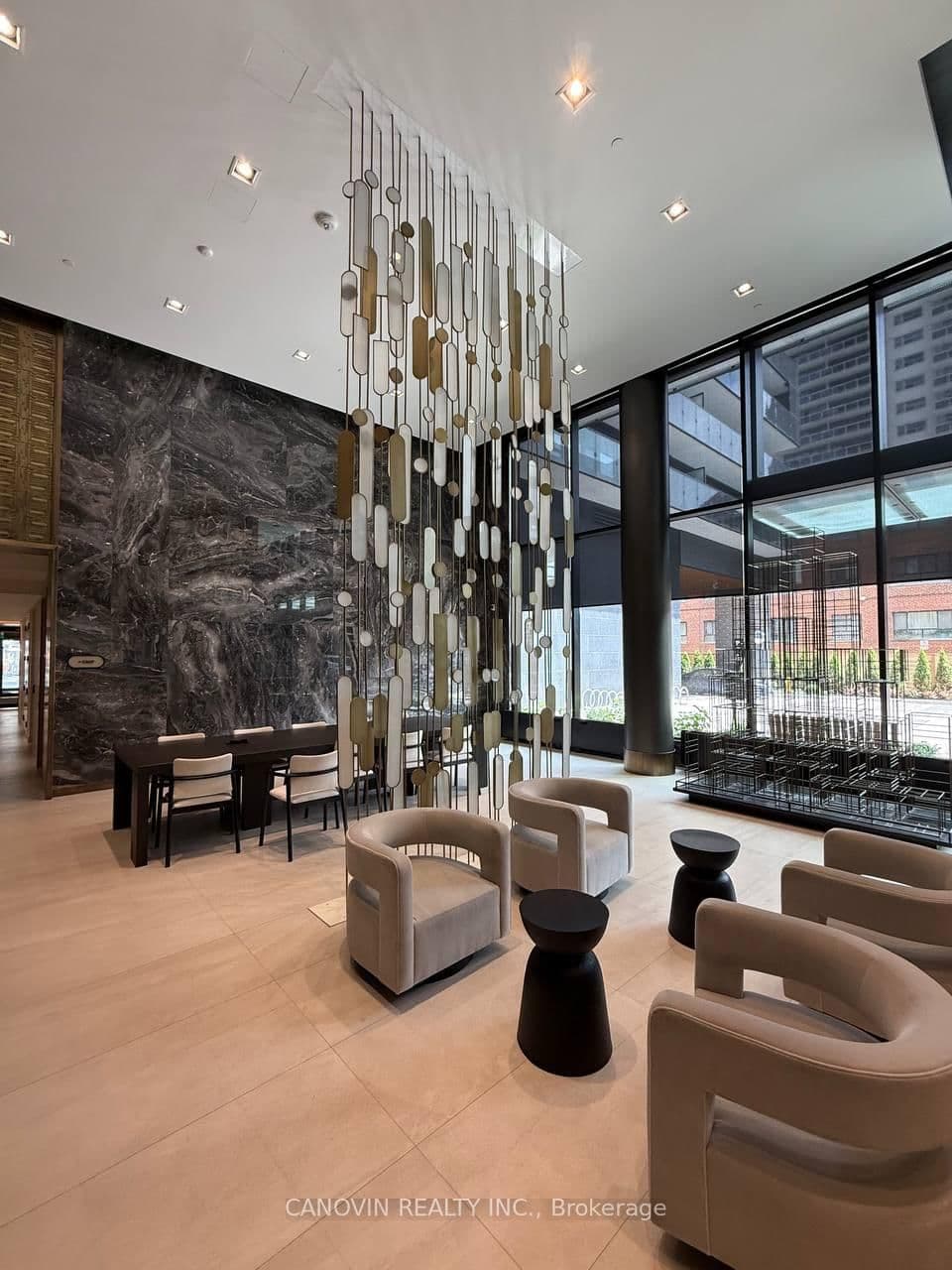 117 Broadway Avenue, Unit 3203