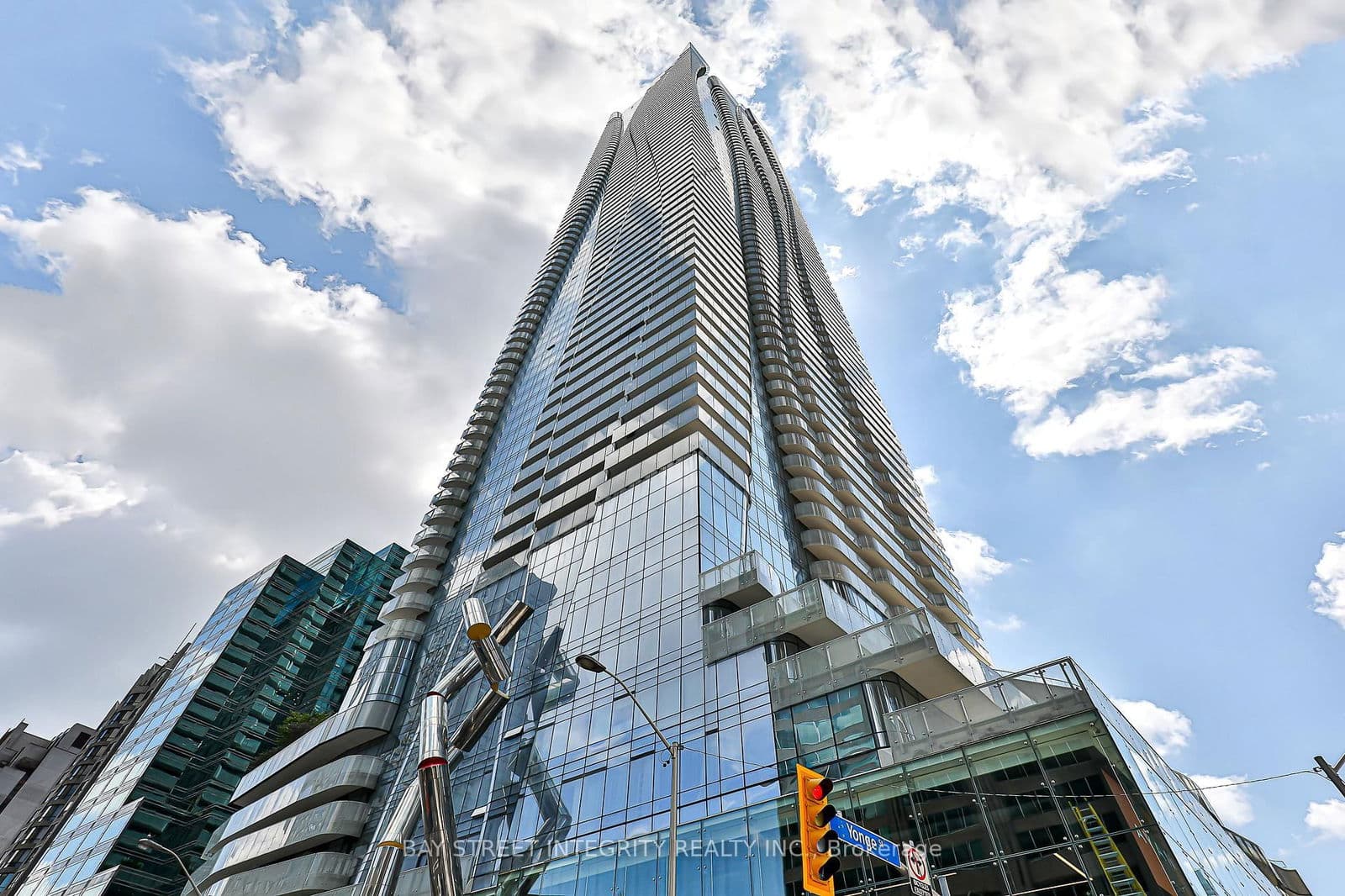 1 Bloor Street, Unit 1110