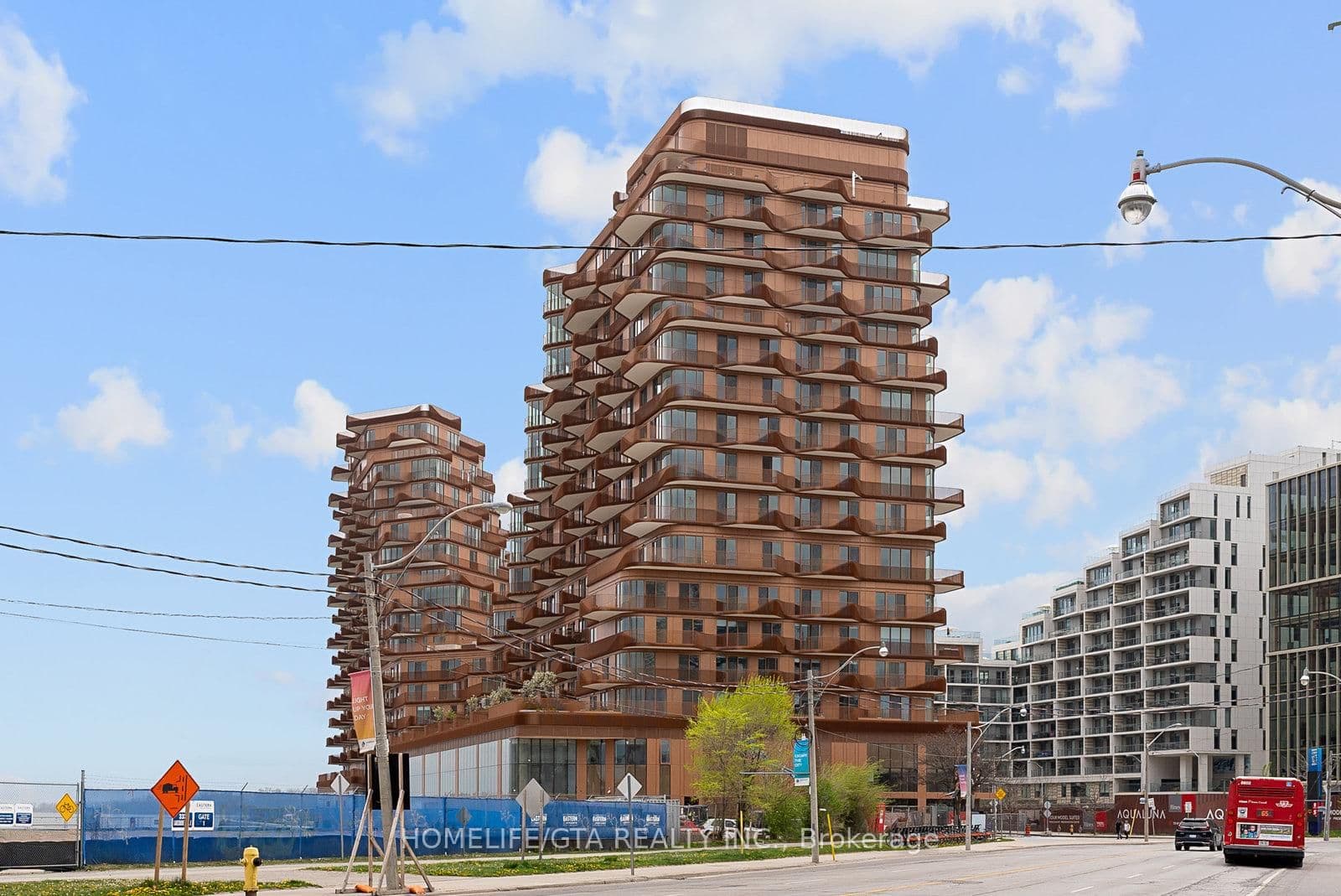 155 Merchants Wharf, Unit 927